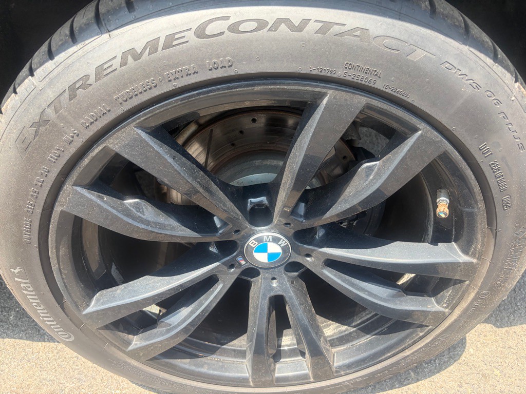 2017 BMW X5 Image 8