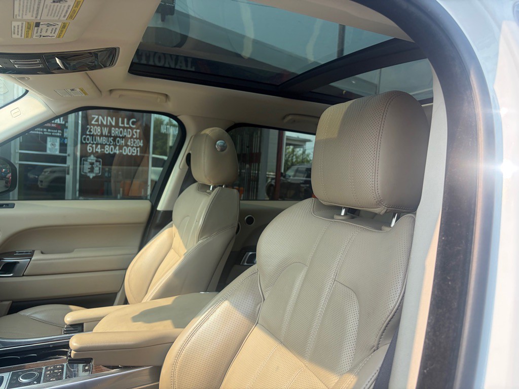 2015 Land Rover Range Rover Sport Image 9