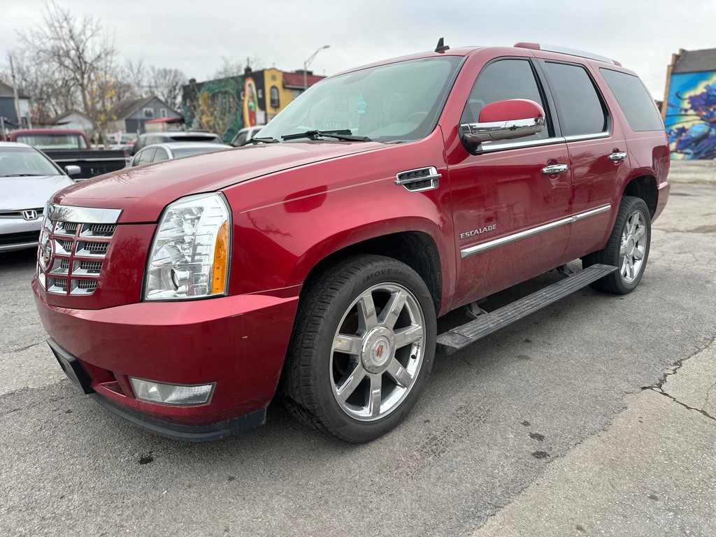 2012 Cadillac Escalade Image 3