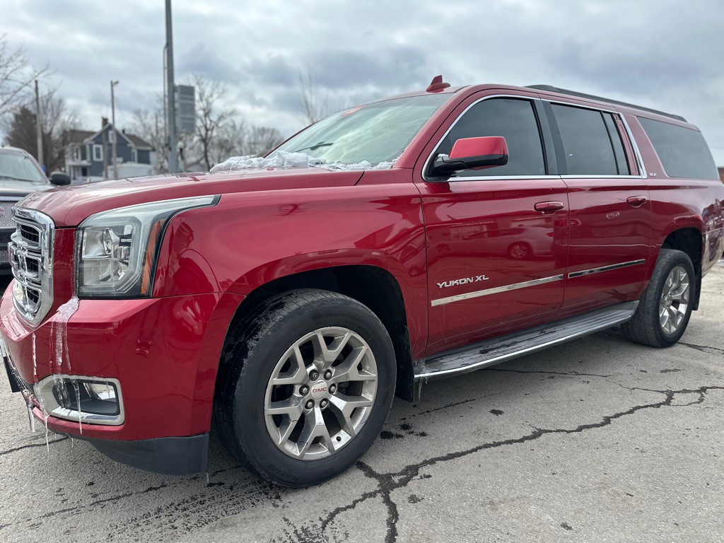2015 GMC Yukon Image 3
