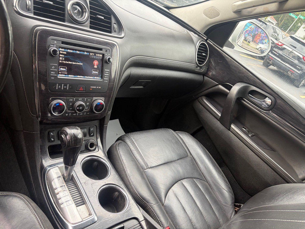 2017 Buick Enclave Image 5