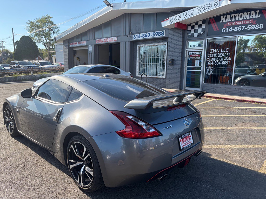 2019 Nissan 370Z Image 2