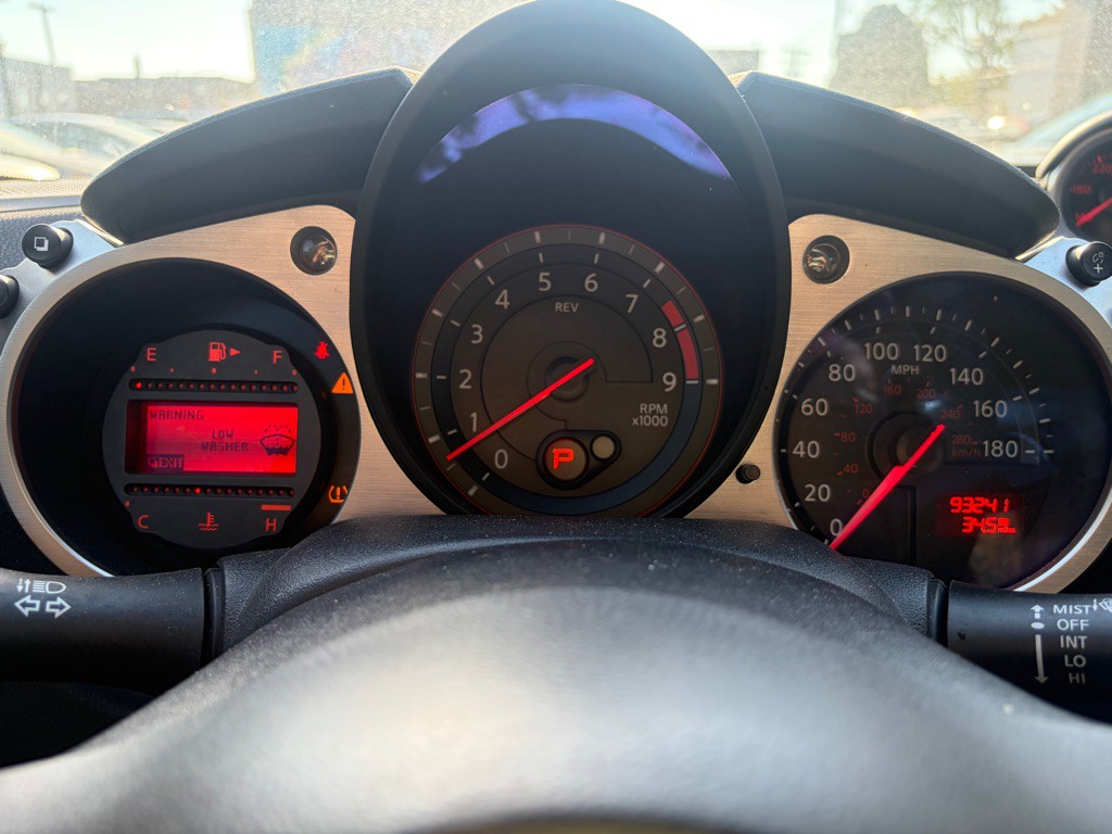 2019 Nissan 370Z Image 9