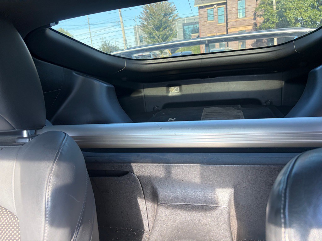 2019 Nissan 370Z Image 11