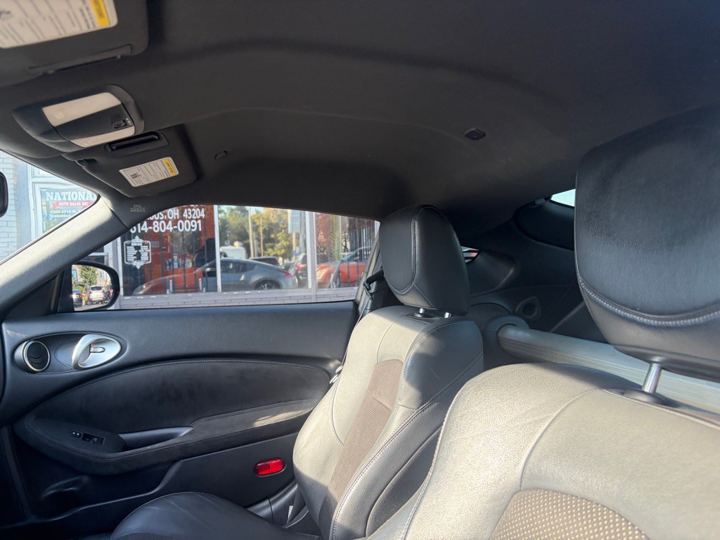 2019 Nissan 370Z Image 12