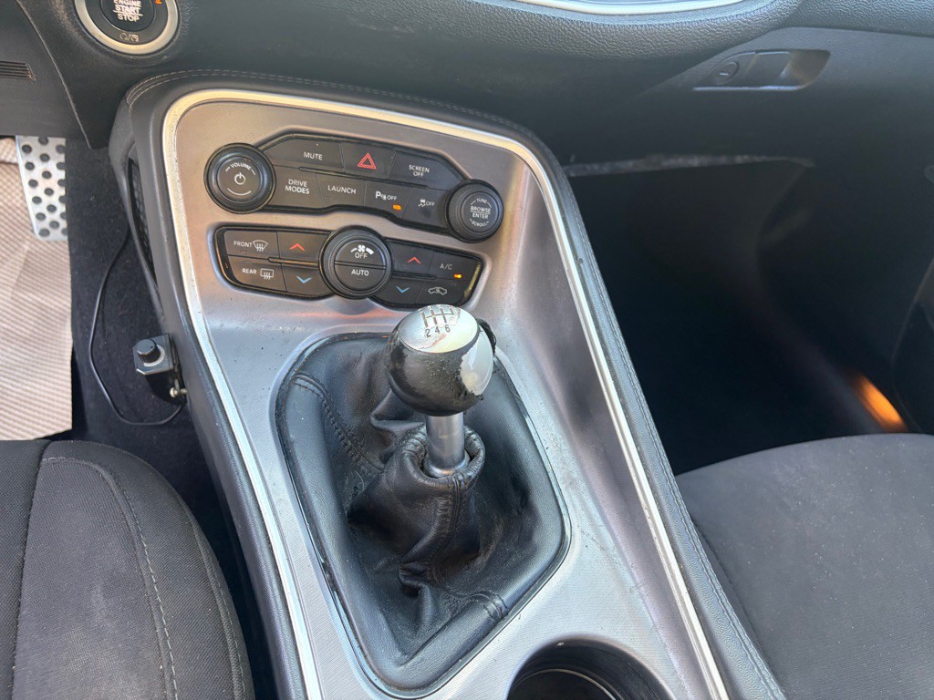 2019 Dodge Challenger Image 6