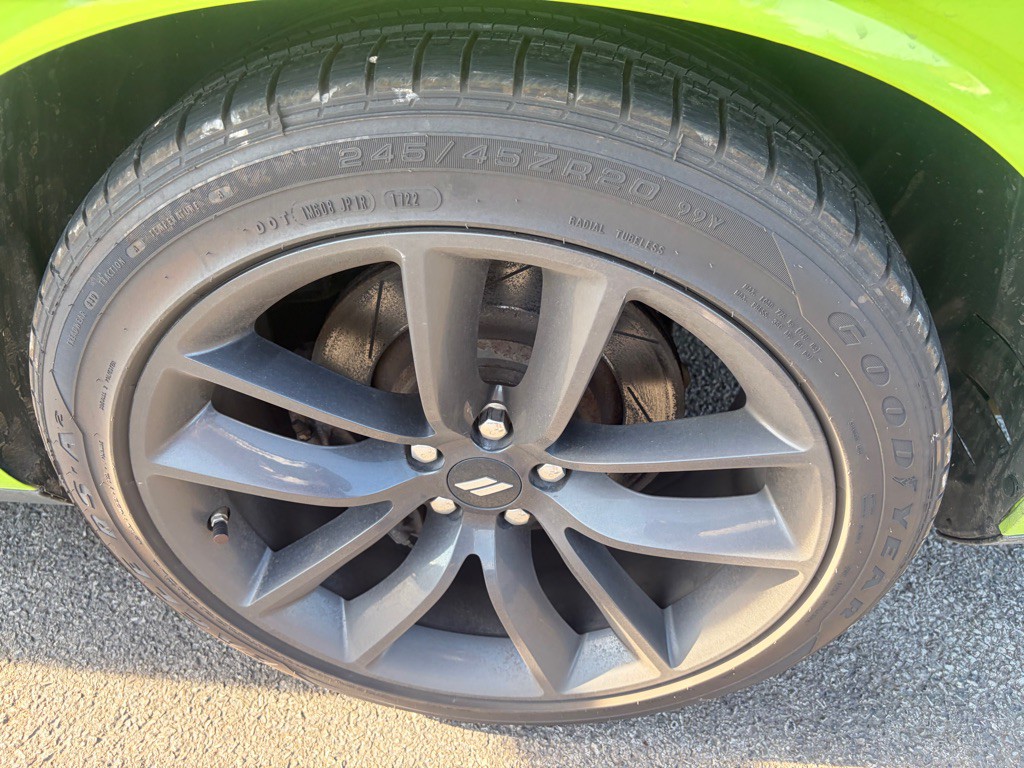 2019 Dodge Challenger Image 13