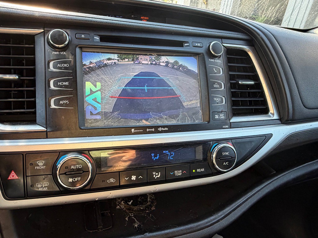 2019 Toyota Highlander Image 10