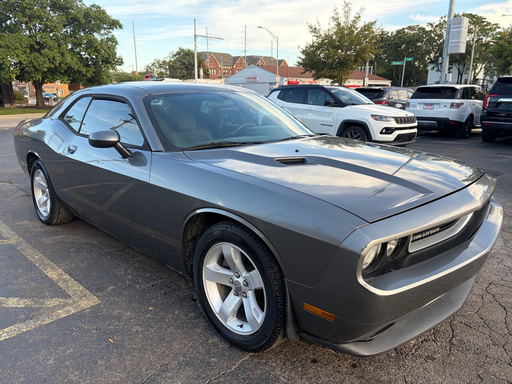 2012 Dodge Challenger Image 4