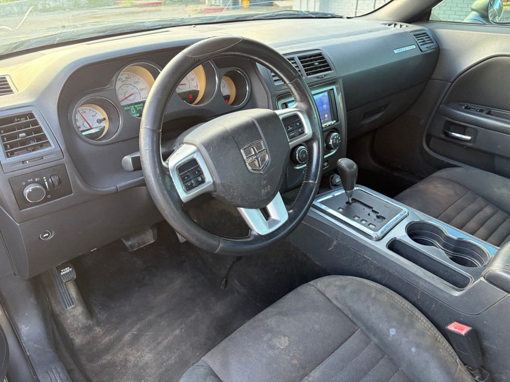 2012 Dodge Challenger Image 5