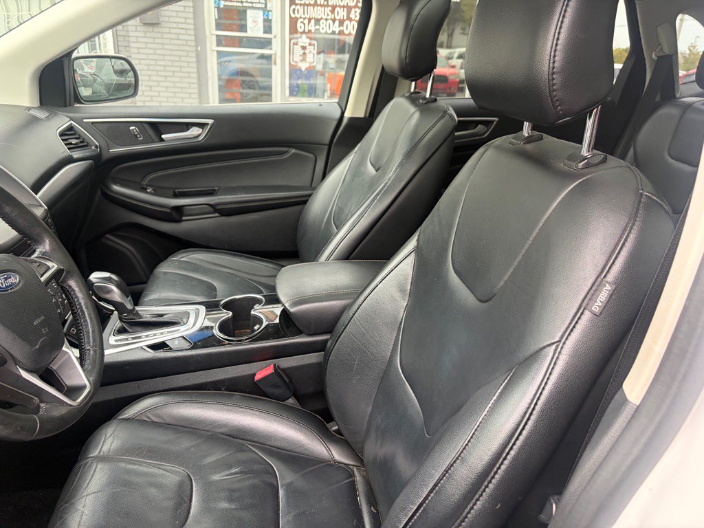 2016 Ford Edge Image 8