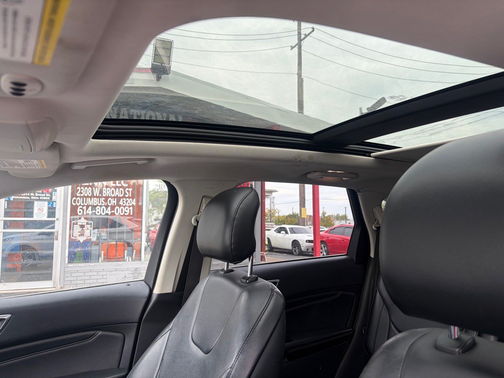 2016 Ford Edge Image 11