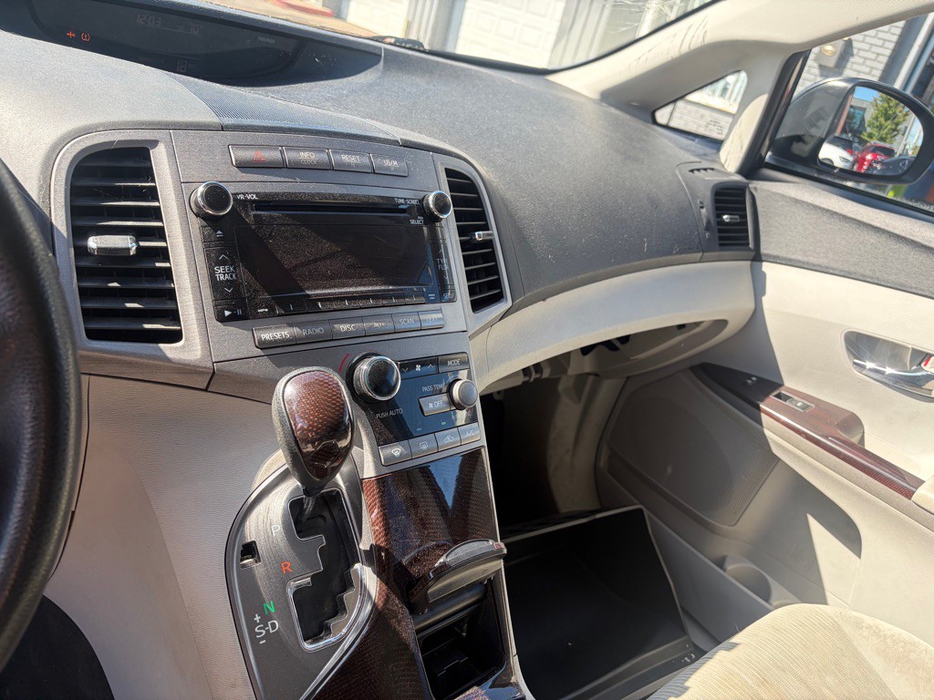 2010 Toyota Venza Image 7