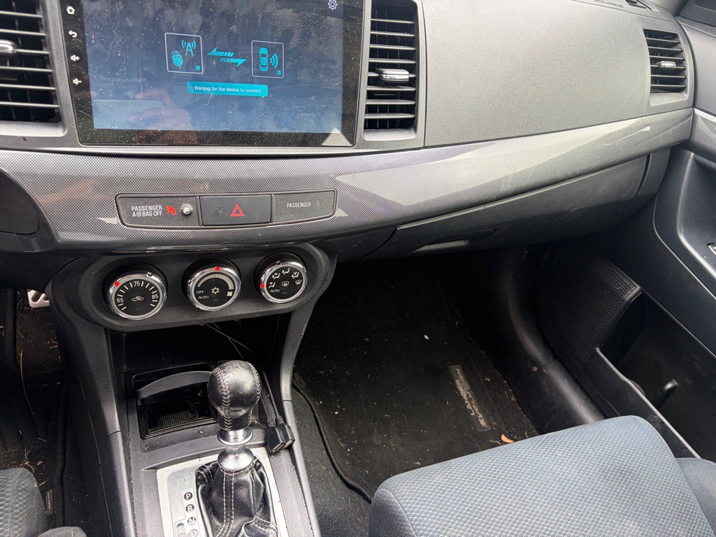 2010 Mitsubishi Lancer Image 7