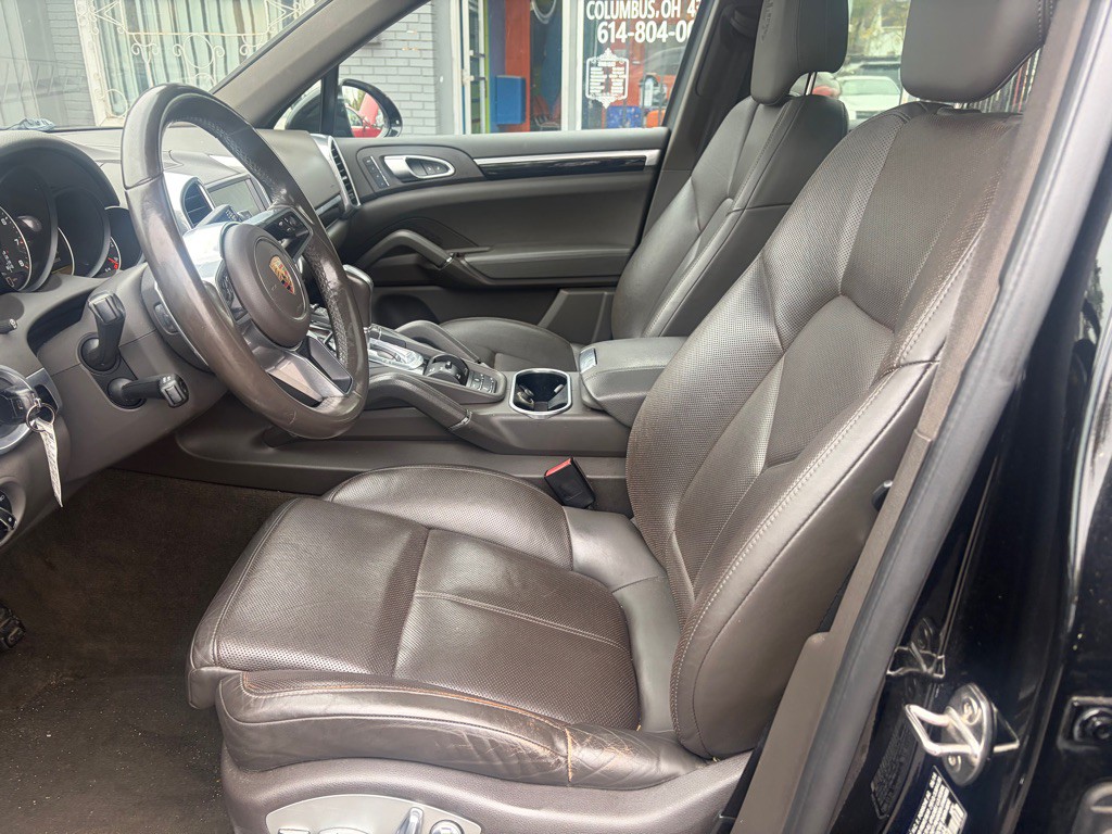 2017 Porsche Cayenne Image 5