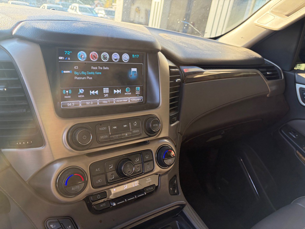 2017 GMC Yukon Image 6