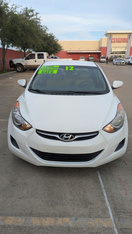 2012 Hyundai Elantra Image 1