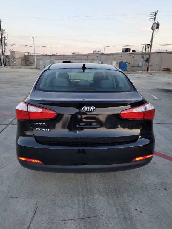 2014 Kia Forte Image 2
