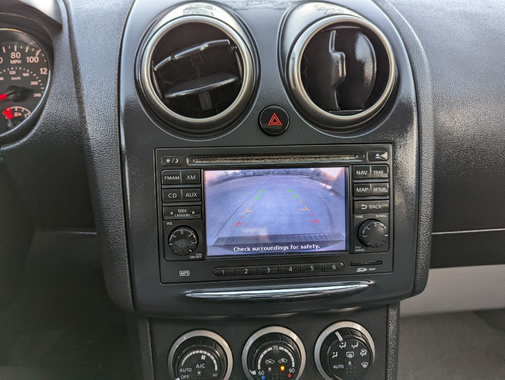2011 Nissan Rogue Image 3