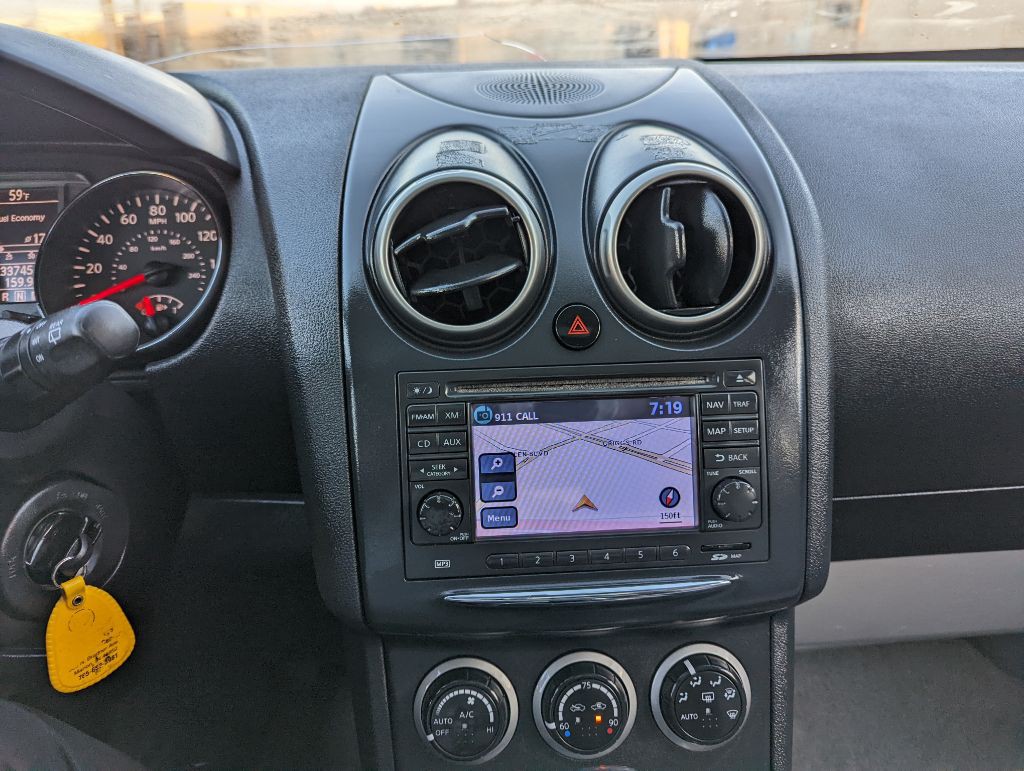 2011 Nissan Rogue Image 4