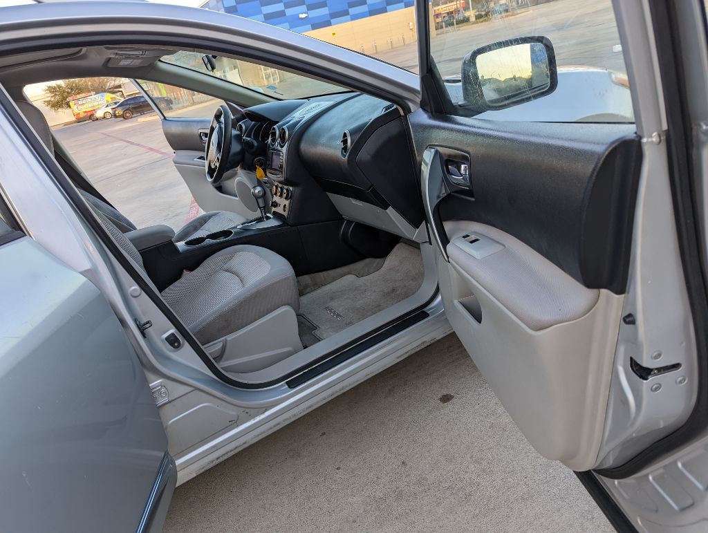 2011 Nissan Rogue Image 7