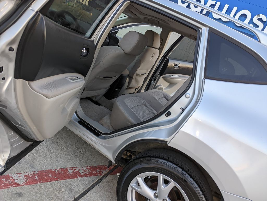 2011 Nissan Rogue Image 10