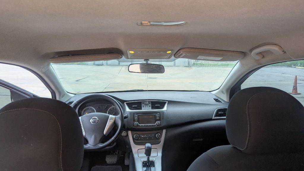 2015 Nissan Sentra Image 13