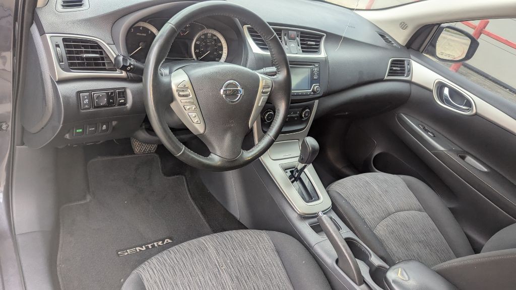 2015 Nissan Sentra Image 14