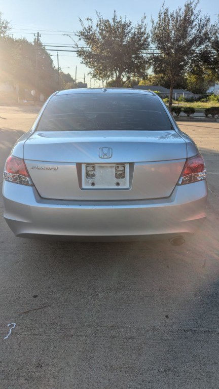 2008 Honda Accord Image 2