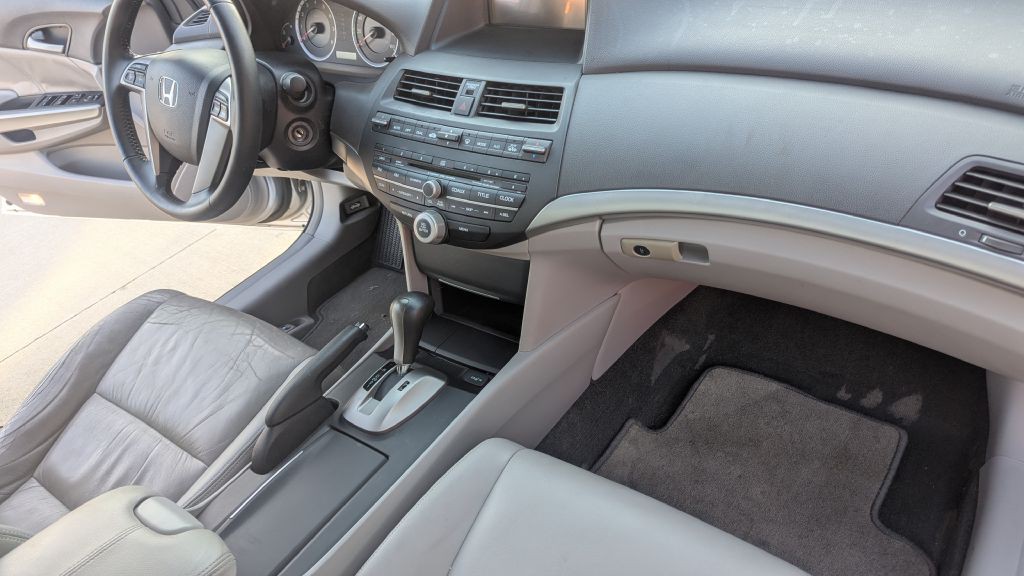 2008 Honda Accord Image 15