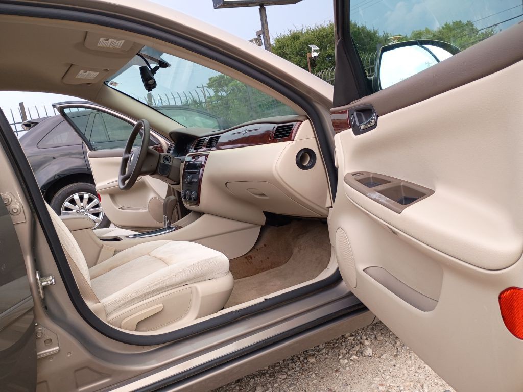 2007 Chevrolet Impala Image 12