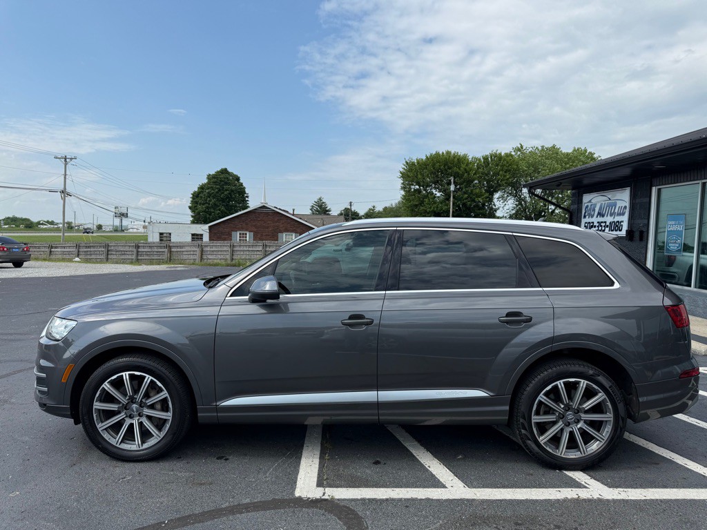 2018 Audi Q7 Image 2
