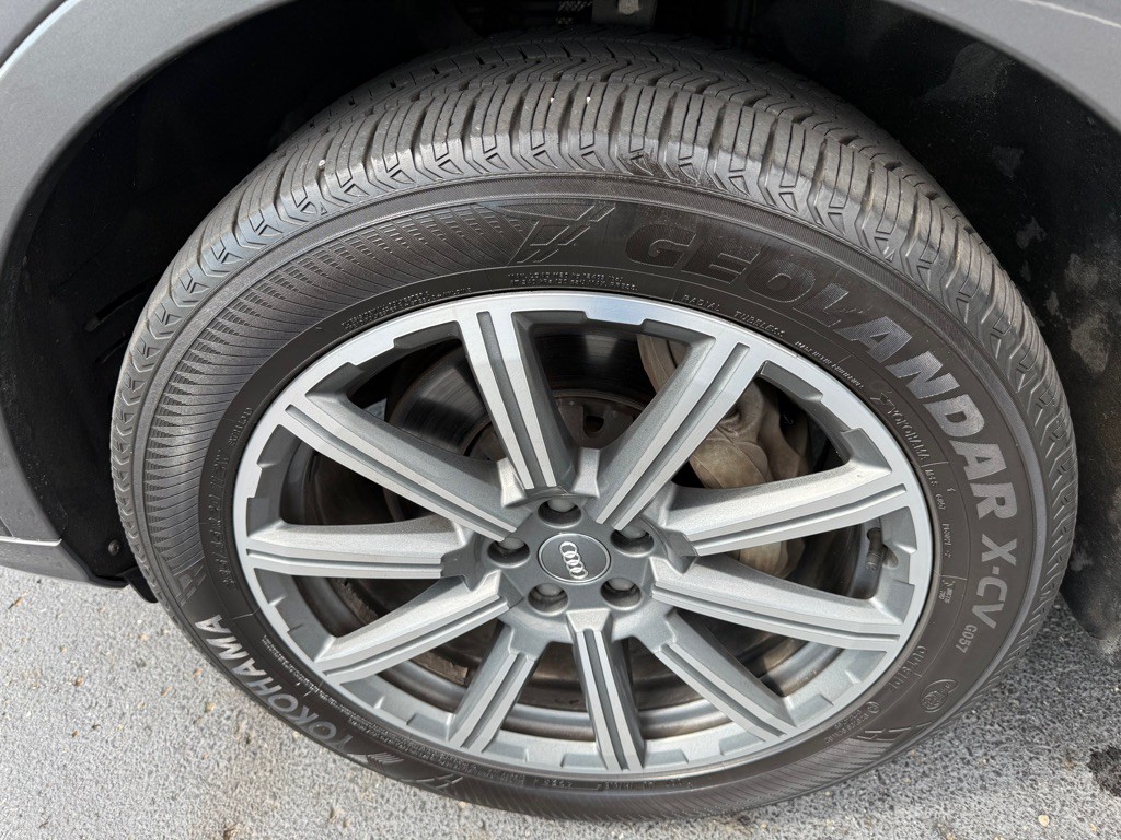 2018 Audi Q7 Image 9