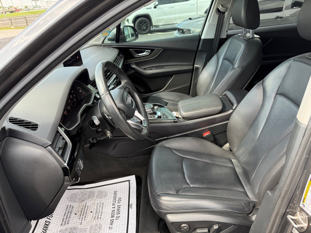 2018 Audi Q7 Image 12