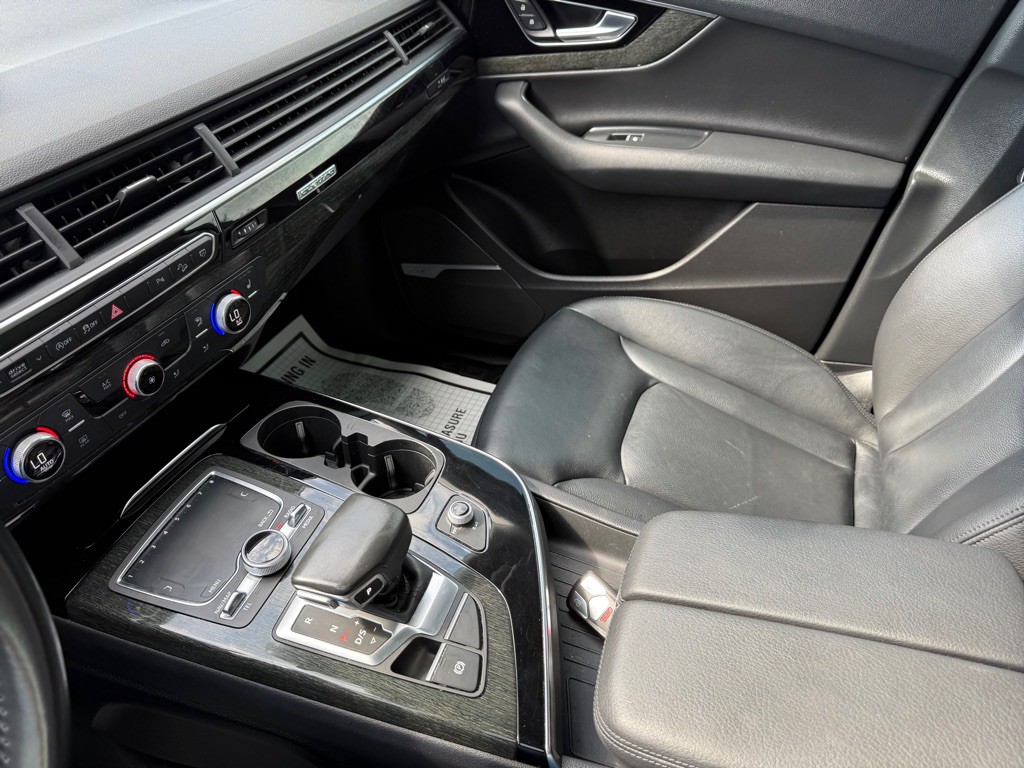 2018 Audi Q7 Image 19