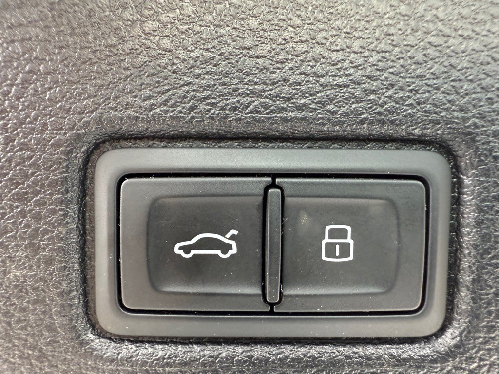 2018 Audi Q7 Image 31
