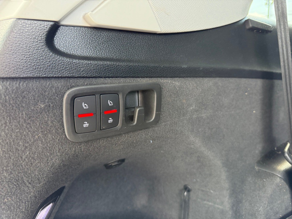 2018 Audi Q7 Image 32