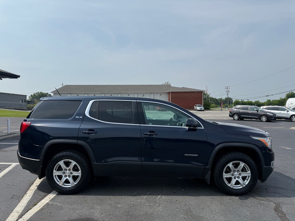 2017 GMC Acadia Image 6