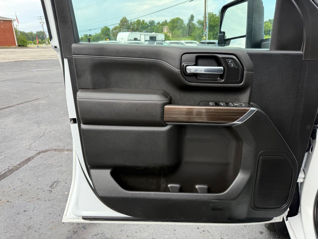 2022 Chevrolet Silverado 1500 Image 12
