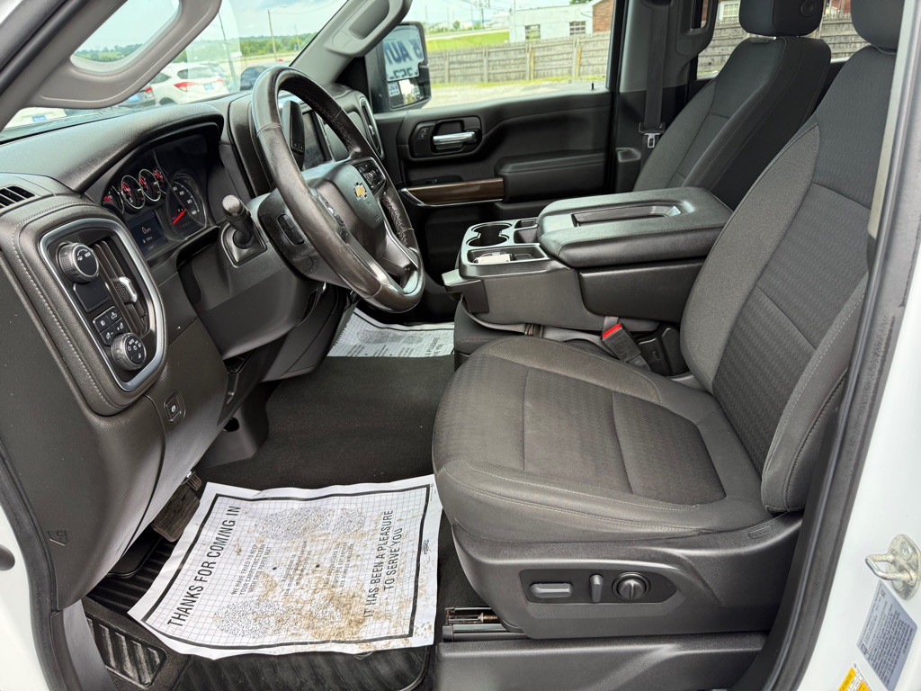 2022 Chevrolet Silverado 1500 Image 13