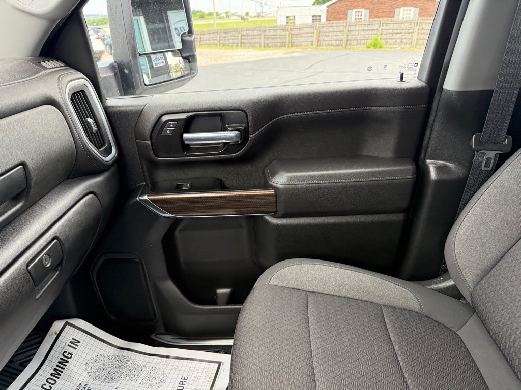 2022 Chevrolet Silverado 1500 Image 21