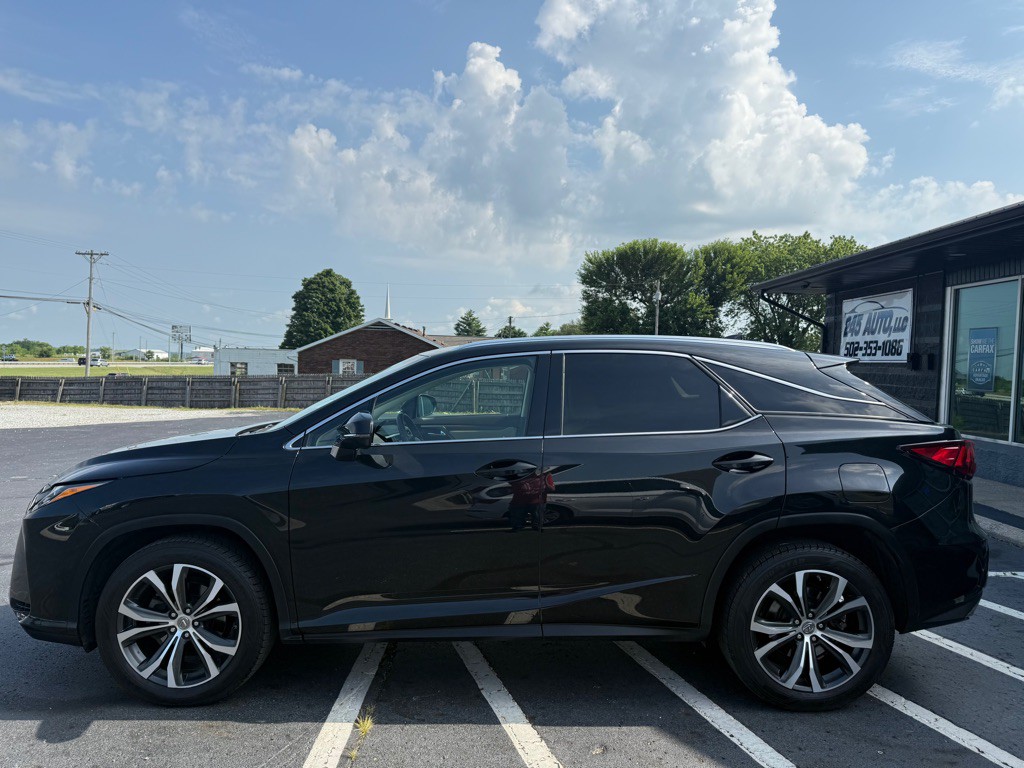 2017 Lexus RX Image 2