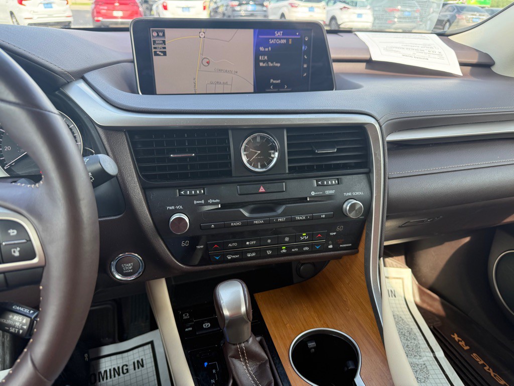 2017 Lexus RX Image 15