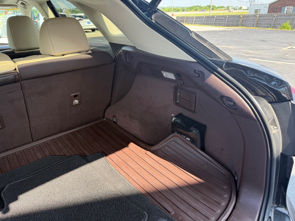 2017 Lexus RX Image 29
