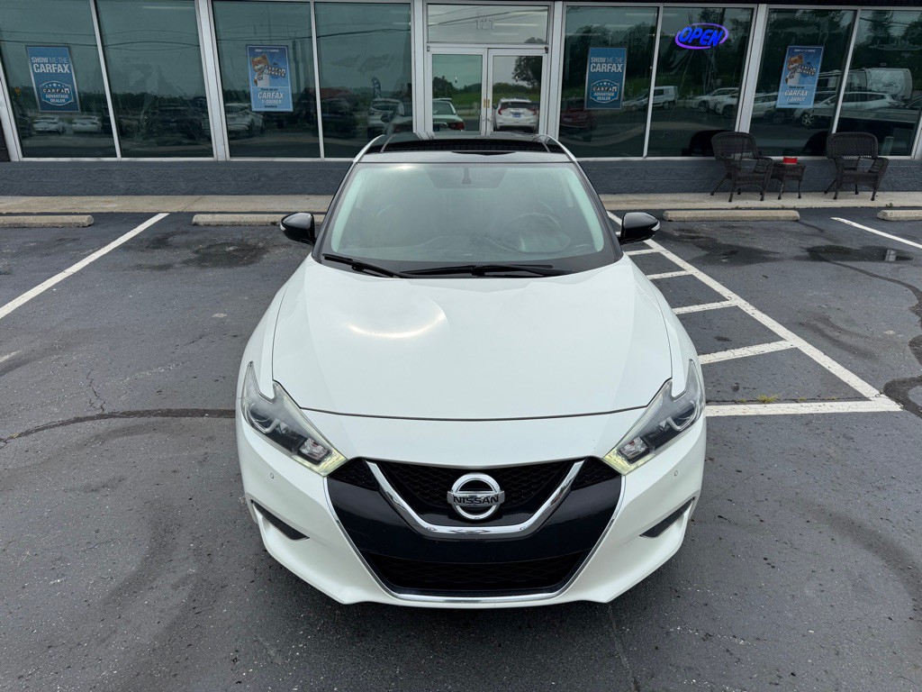 2018 Nissan Maxima Image 9