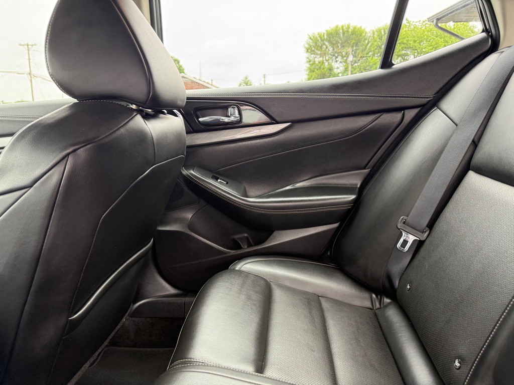 2018 Nissan Maxima Image 31