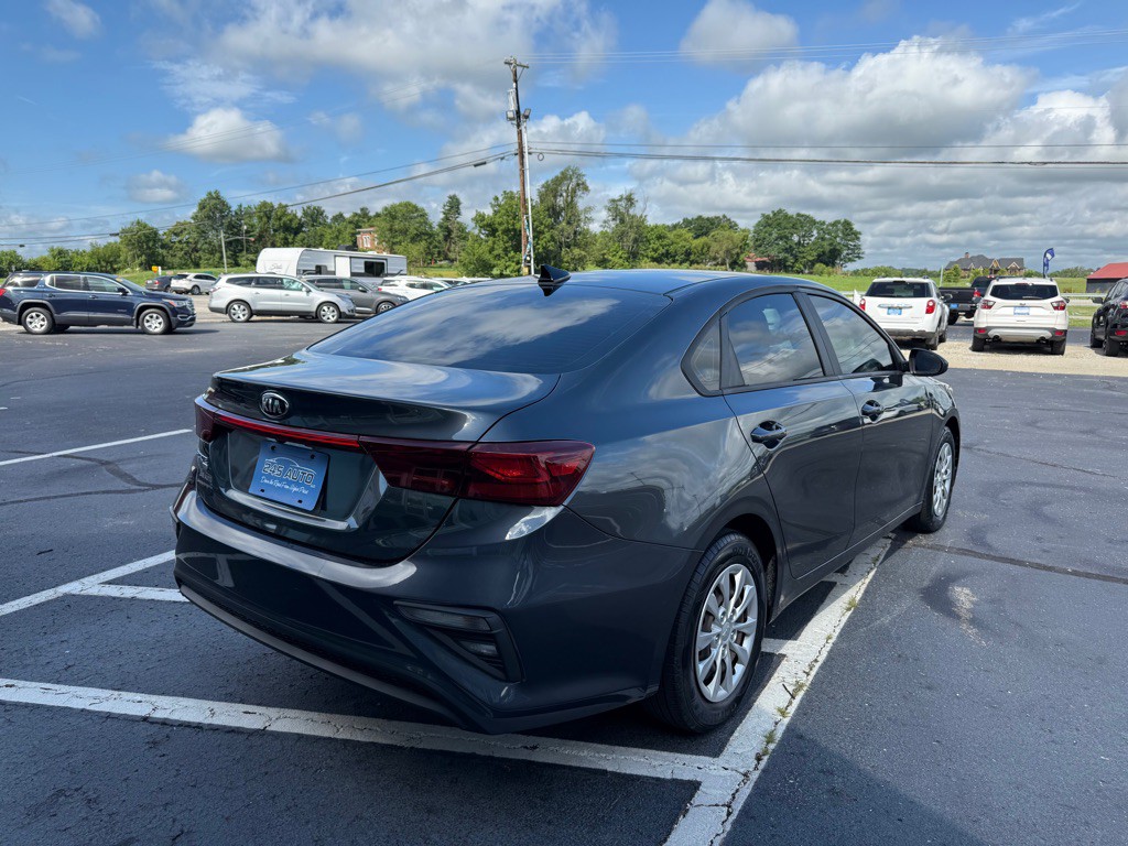 2021 Kia Forte Image 5