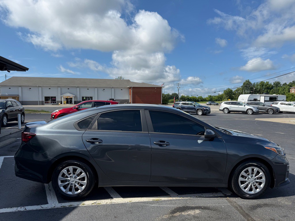 2021 Kia Forte Image 6