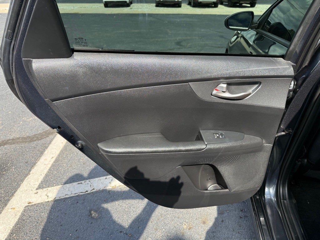 2021 Kia Forte Image 21