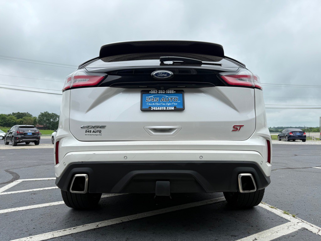 2019 Ford Edge Image 5